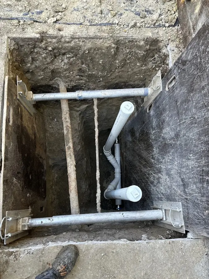 Experienced plumber completing Gas Line Repair work in Willingboro